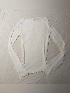 Women's White Ribbed Long-Sleeve Top with Lettuce Hem